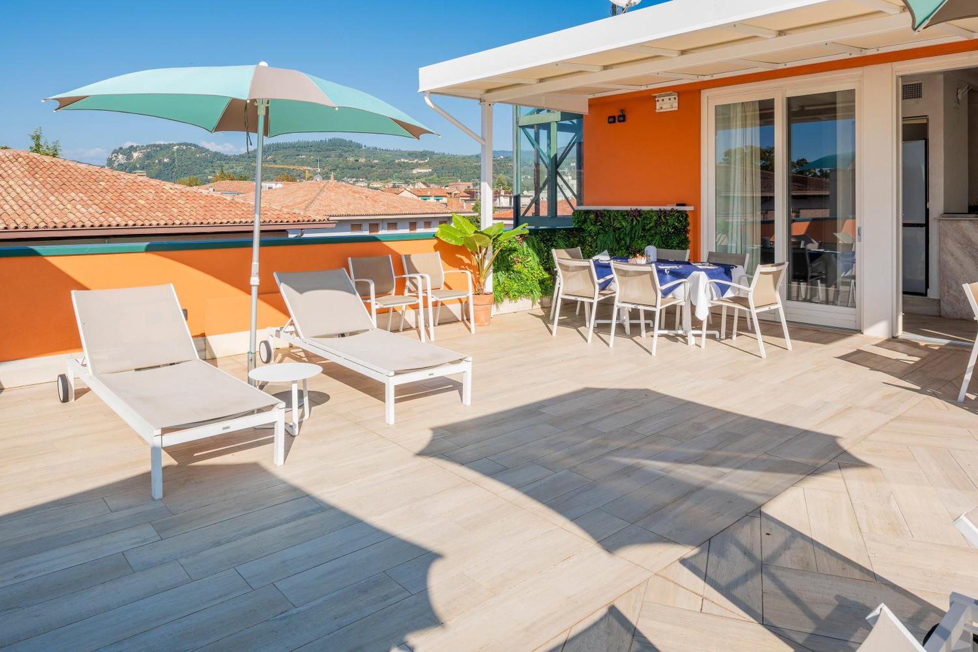 Blue Lake Residence - Bardolino Ngoại thất bức ảnh