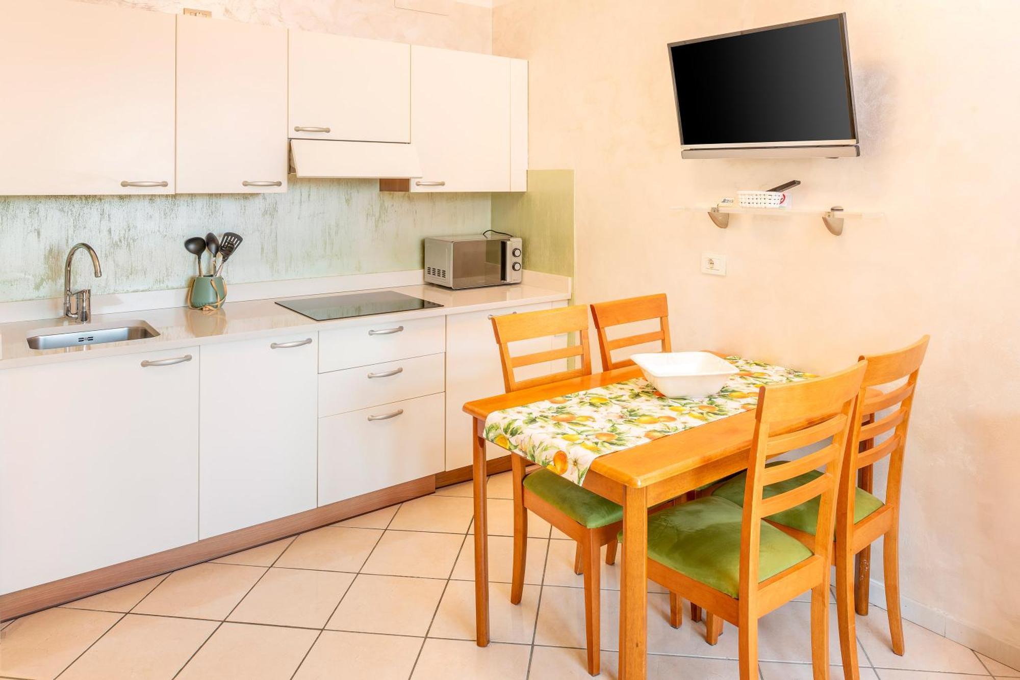 Blue Lake Residence - Bardolino Ngoại thất bức ảnh